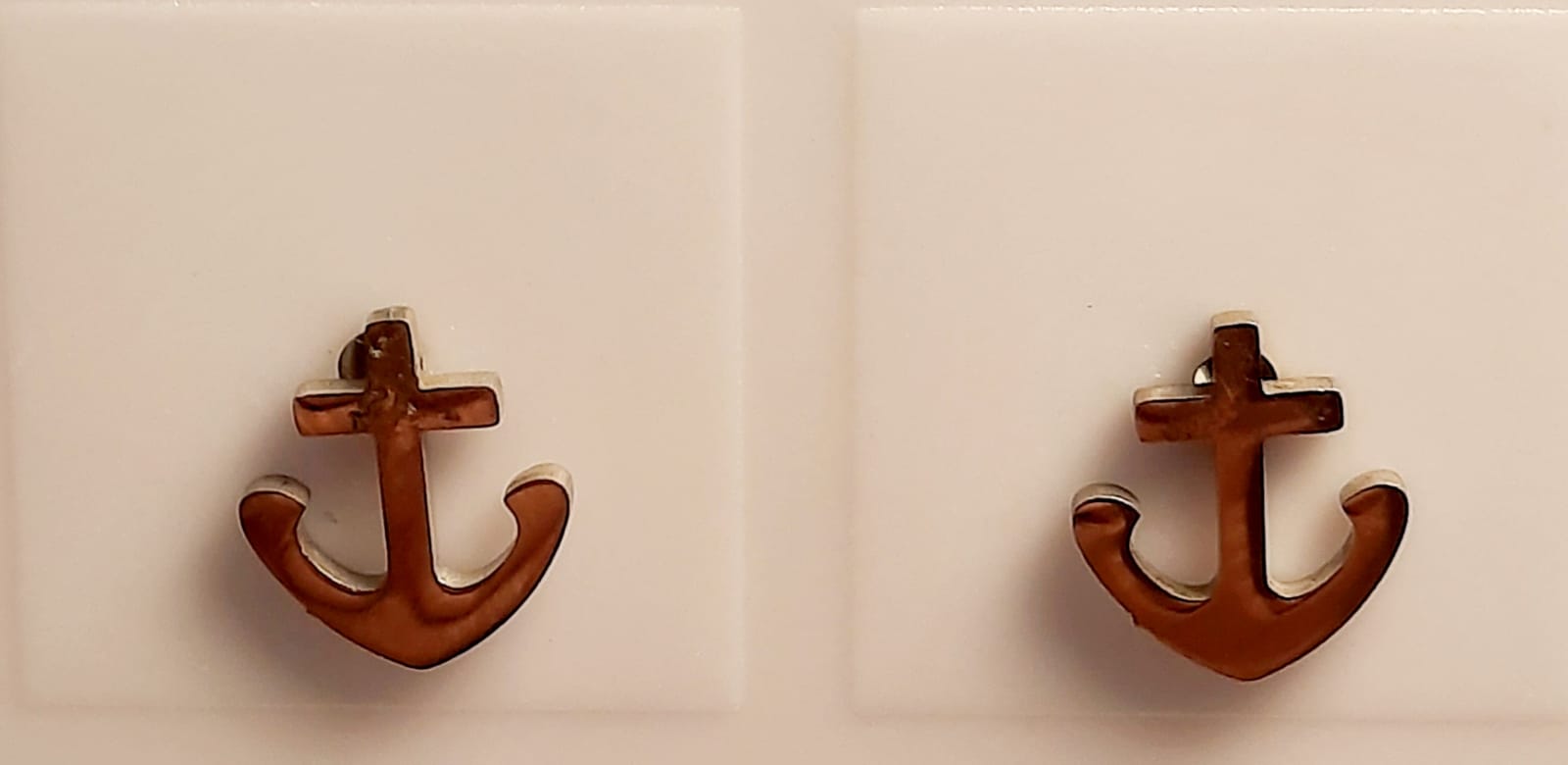 Boucles d'oreilles à clous ancre marine