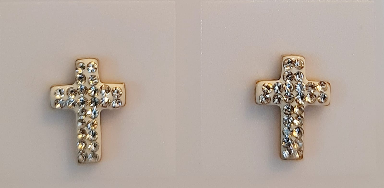 Boucles d'oreilles à clous en croix strass